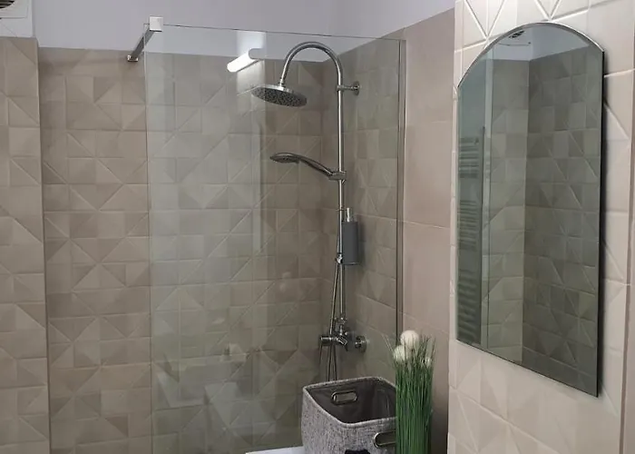 Sunrise By The Sea *